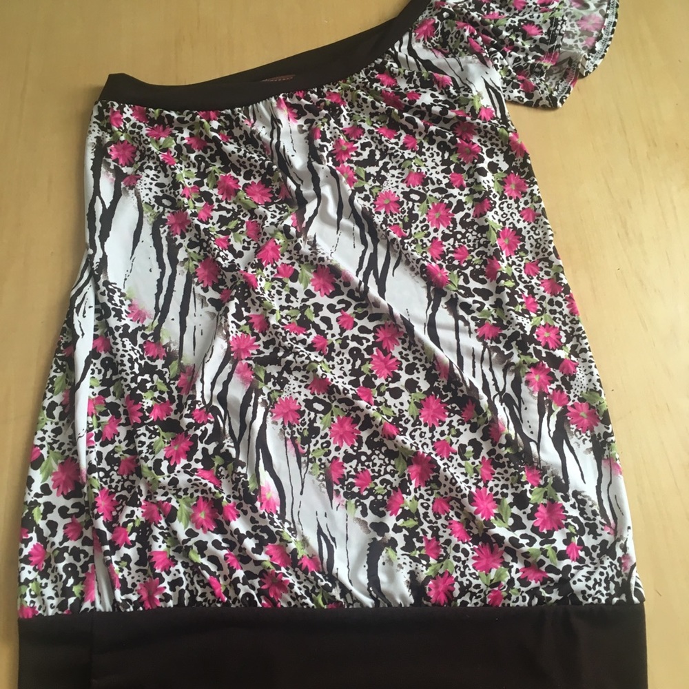 Mix of Animal print and flowers